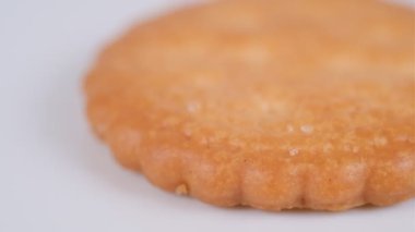 Bisküvi, kısa video klibi