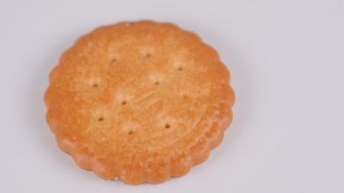 Bisküvi, kısa video klibi