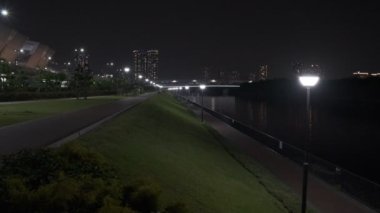 Tokyo Toyosu Gururi Park Gece Manzarası 2022 Haziran