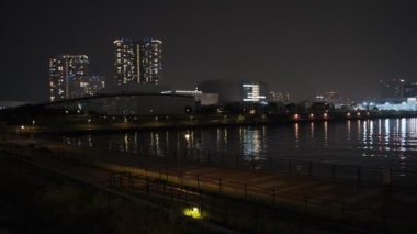 Tokyo Toyosu Gururi Park Gece Manzarası 2022 Haziran