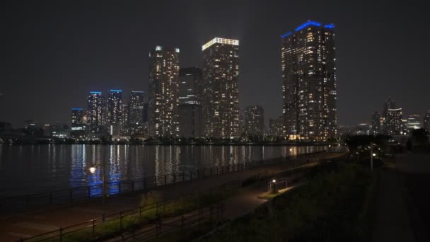 Tokyo Toyosu Gururi Park Vista Nocturna 2022 Junio — Vídeos de Stock