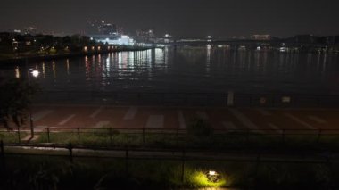 Tokyo Toyosu Gururi Park Gece Manzarası 2022 Haziran