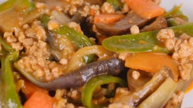 Mao Patlıcan, kısa video klibi