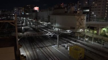 Tokyo Ueno Demiryolu Gece Manzarası 2022 Temmuz