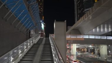 Tokyo Shibuya Gece Yarısı Görünümü 2022 Temmuz