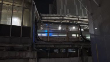 Tokyo Shibuya Gece Yarısı Görünümü 2022 Temmuz