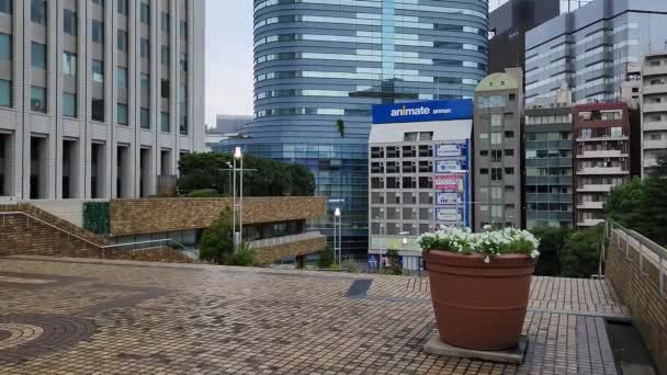 Tokyo Ikebukuro Sunshine City Early Morning September 2022 — Stok video