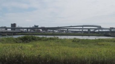 Tokyo Arakawa nehir yatağı manzarası 2022 Ağustos