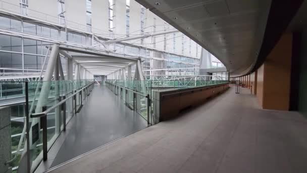 Tokyo International Forum Early Morning September 2022 — Stok video