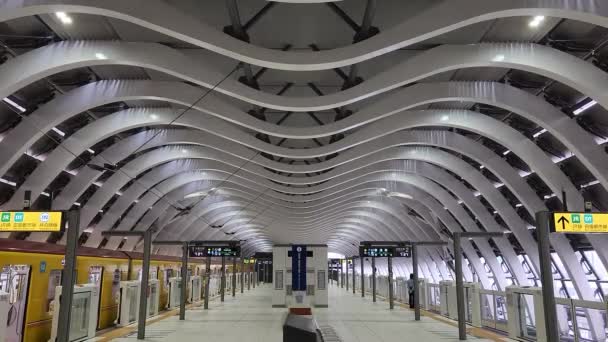 Станція Tokyo Metro Shibuya Вересень 2022 — стокове відео