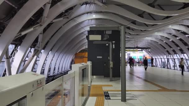 Токийский Метрополитен Сибуя — стоковое видео