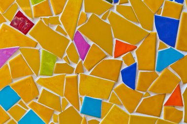 çini yapılmış olduğundan