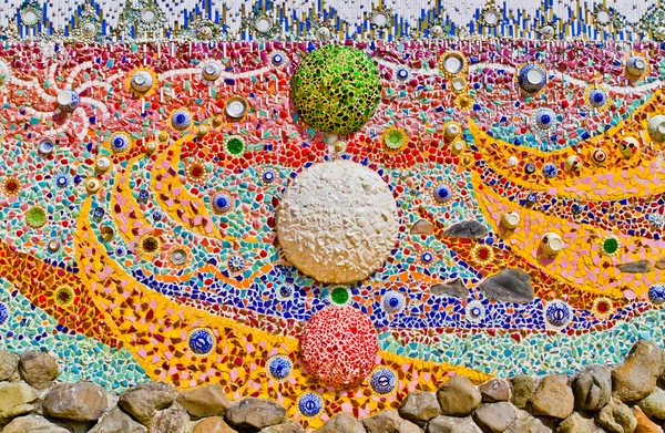 çini yapılmış olduğundan