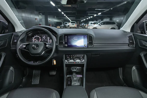 Novosibirsk Rusland September 2021 Skoda Karoq Auto Interieur Met Dashboard — Stockfoto