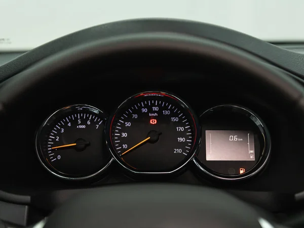 Novosibirsk Russia July 2021 Renault Sandero Black Car Speedometer 汽车仪表盘的近照 — 图库照片