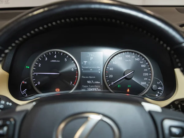 Novosibirsk Russia September 2021 Lexus Nx200 Black Car Speedometer 汽车仪表盘的近照 — 图库照片