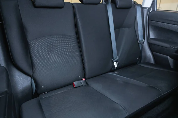 2021年7月16日 俄罗斯新锡尔斯克 三菱Asx 黑色纺织品乘客后座 里面的舒适车 — 图库照片