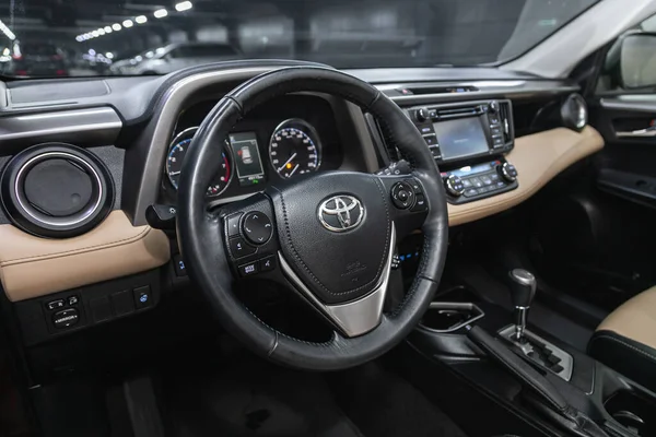 Novosibirsk Rusko Července 2021 Toyota Rav Pohled Interiéru Vozu Palubní — Stock fotografie