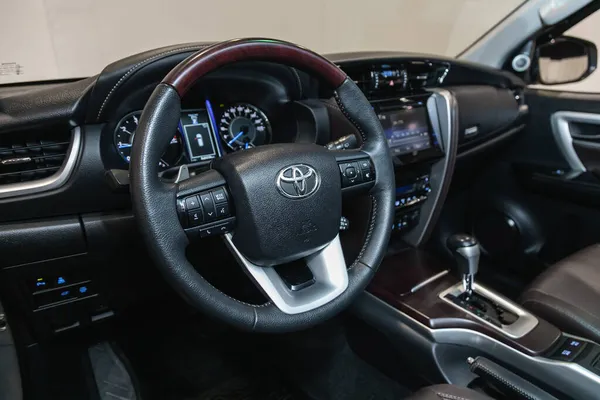Novosibirsk Rusko Září 2021 Toyota Fortuner Pohled Interiéru Vozu Palubní — Stock fotografie