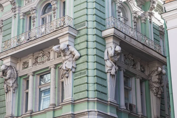 Moskau Russland Oktober 2021 Nahaufnahme Der Skulptur Der Atlanter Der — Stockfoto