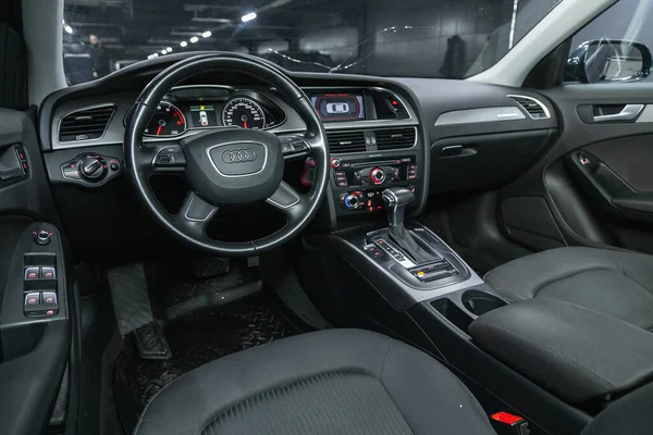 Novoszibirszk Oroszország 2021 November Audi Kormánykerék Váltókar Multimédiás Rendszer Vezetőülések — Stock Fotó