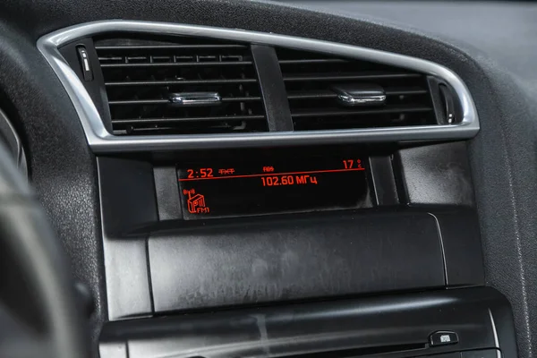 Novosibirsk Russia November 2021 Citron Car Audio System Concept 汽车中的音乐播放器 — 图库照片