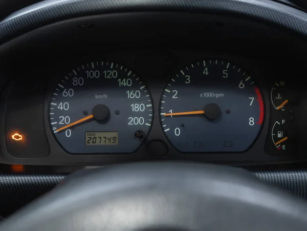 Novosibirsk Russia November 2021 Suzuki Swift Black Car Speedometer 汽车仪表盘的近照 — 图库照片