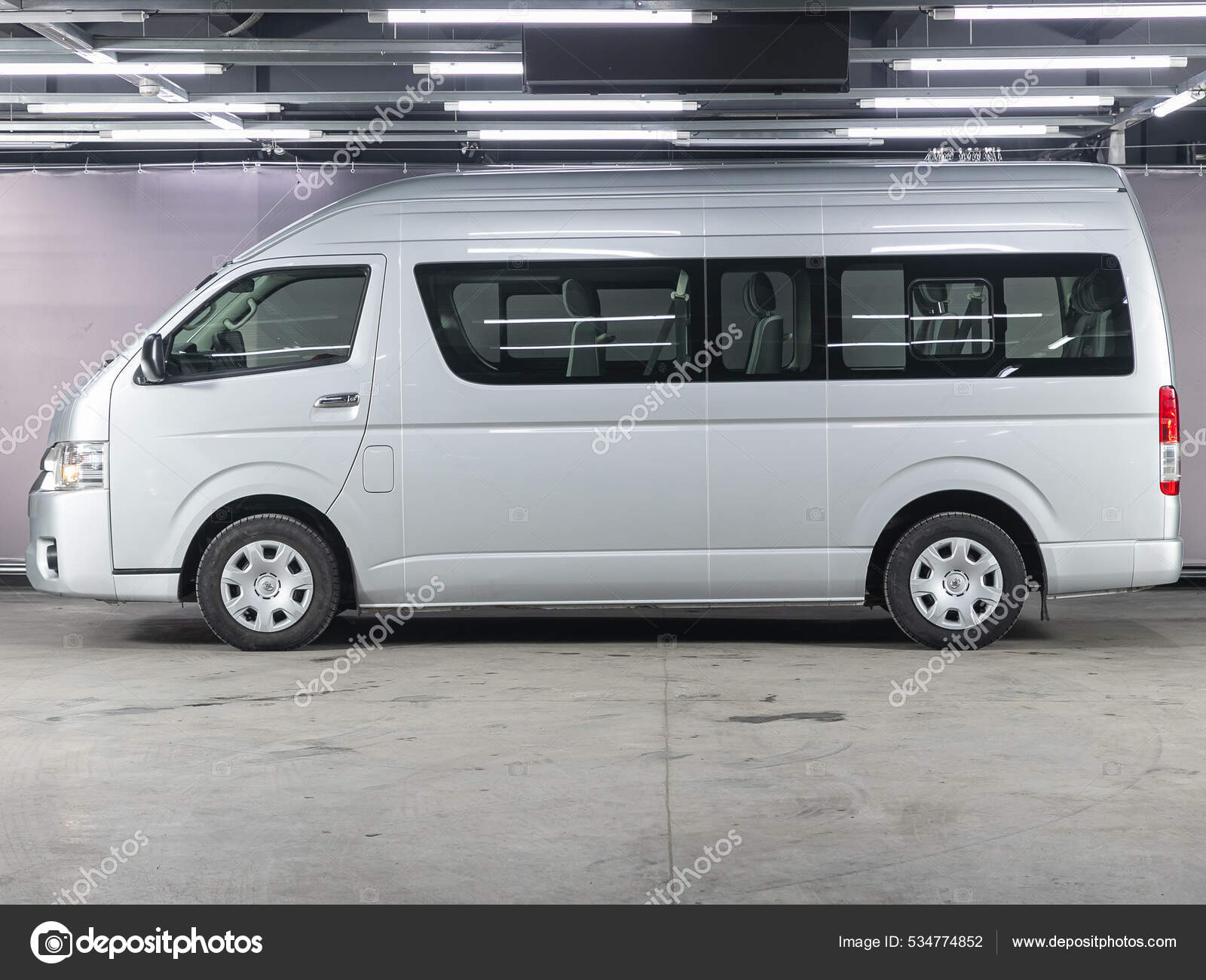 silver toyota hiace