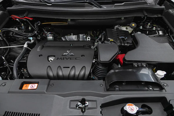 Novosibirsk Russia October 2021 Mitsubishi Outlander Car Engine Close Internal — Stockfoto