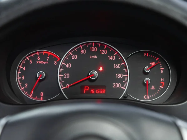 Novosibirsk Russia November 2021 Suzuki Sx4 Close Speedometer Rpm Mete — Stockfoto