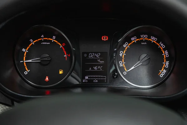 Novosibirsk Russia October 2021 Lada Granta Close Speedometer Rpm Mete — 图库照片