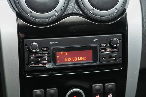 Novosibirsk Russia December 2021 Lada Largus Close Black Panel Radio — 스톡 사진