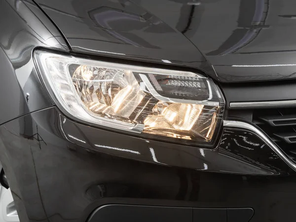 Novosibirsk Russia October 2021 Renault Logan Close Car Headlights Exterior — 스톡 사진