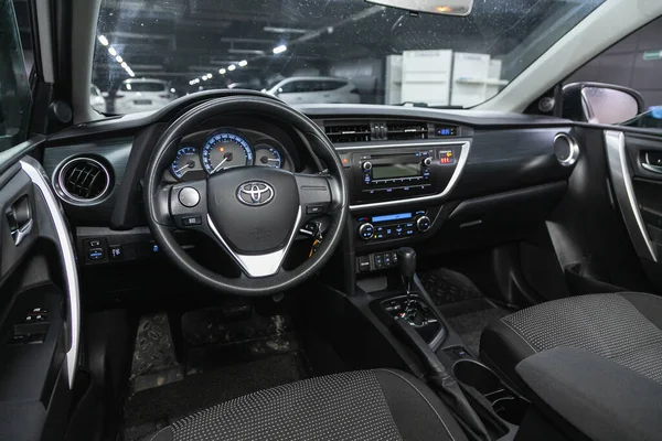 Novosibirsk Rusya Ocak 2022 Toyota Auris Direksiyon Vites Kolu Gösterge — Stok fotoğraf