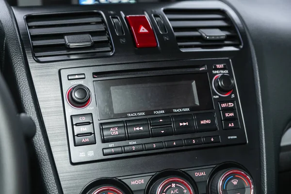 Novosibirsk Russia December 2021 Subaru Forester Car Audio System 컨셉트 — 스톡 사진