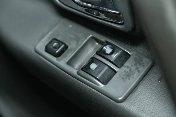 2021年12月9日 俄罗斯Novosibirsk Mitsubishi Pajero Arm Rest Window Control Panel Door — 图库照片