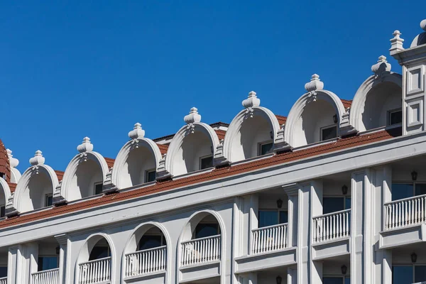Die Letzten Stockwerke Eines Fünf Sterne Hotels Gebäude Aus Weißem — Stockfoto