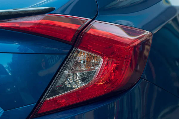 Μακρο Άποψη Του Σύγχρονου Μπλε Φανού Xenon Αυτοκίνητο Πίσω Φως — Φωτογραφία Αρχείου