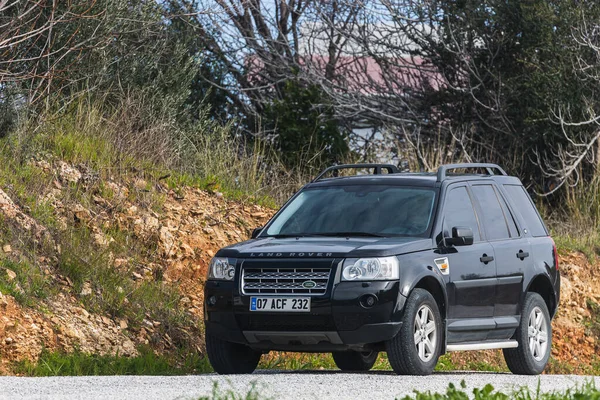 Side Turcja Stycznia 2022 Czarny Land Rover Freelander Zaparkowany Parku — Zdjęcie stockowe