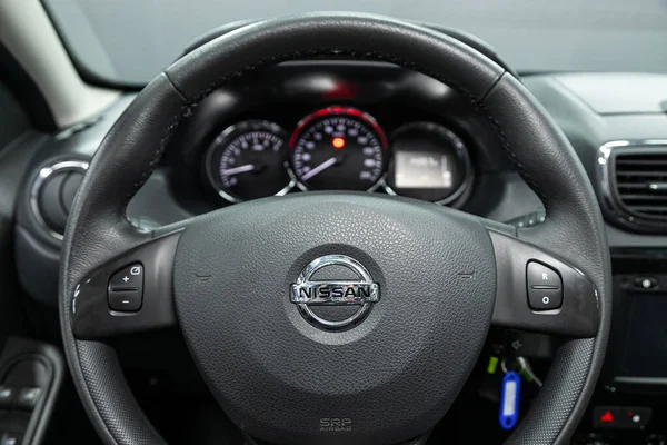 Novosibirsk Rusland Februari 2022 Nissan Terrano Details Cockpit Interieur Cabine — Stockfoto