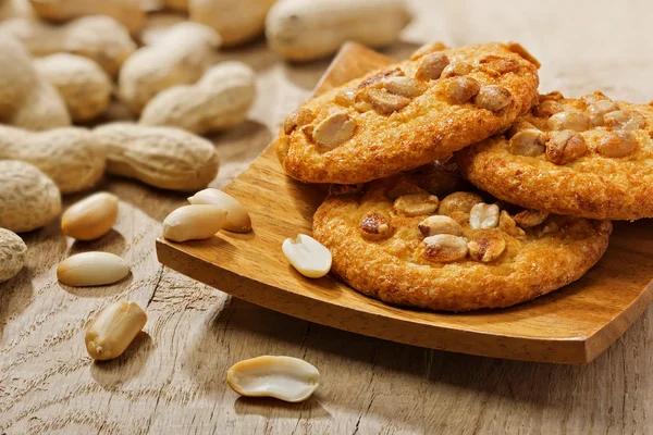 Galletas con cacahuetes —  Fotos de Stock