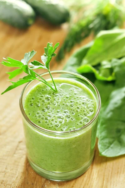 Healthy vegetable drink — Stock Photo, Image