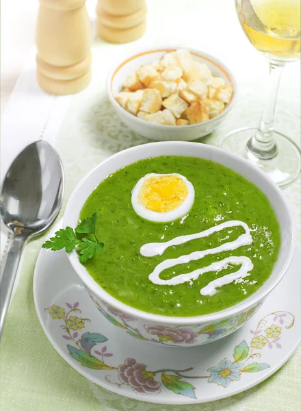 Cream soup with egg and sour cream — Stock Photo, Image