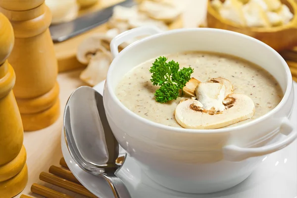 Sopa de creme de cogumelos — Fotografia de Stock