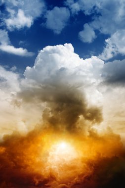 Nuclear bomb explosion clipart