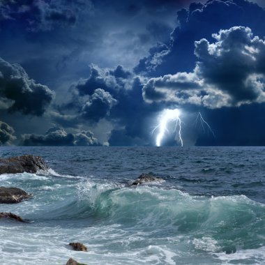 Stormy sea, lightnings clipart