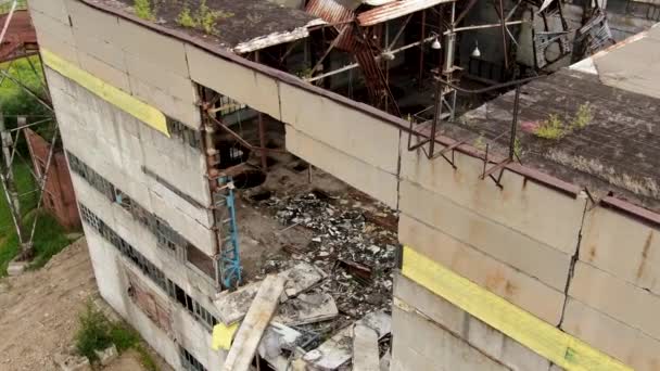 Övergiven Fabrik Massabruk Fabrik Nära Baikal Avfallsanläggning Skjuter Från Drönare — Stockvideo