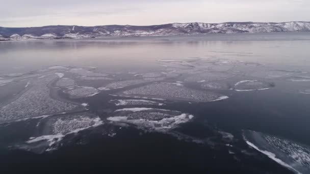 Der Eingefrorene Baikal Der Baikal Geht Den Winterschlaf Eisige Küste — Stockvideo