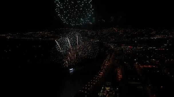 Město Irkutsk Rusko Května2021 Ohňostroj Nad Noční Oblohou Města Nábřeží — Stock video