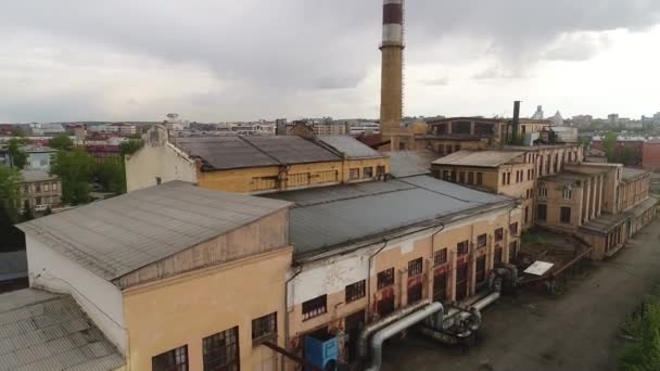 Estación Calefacción Abandonada Territorio Una Antigua Fábrica Irkutsk Río Angara — Vídeo de stock